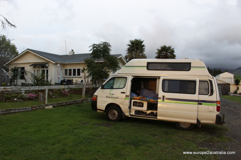 country-house-camping